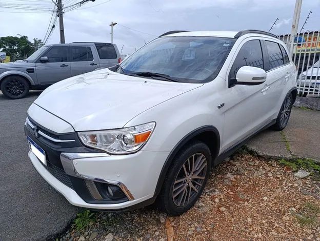MMC ASX HPE 2.0 WD ANO 2019/2020