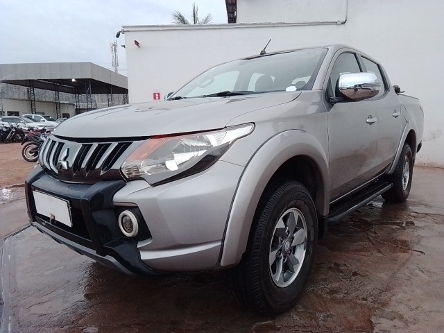 MMC i L200 TRITON SPORT 2.4 HPE ANO 2019/2019