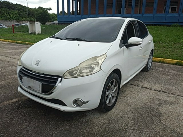  208 ALLURE 1.5 ANO 2015/2016