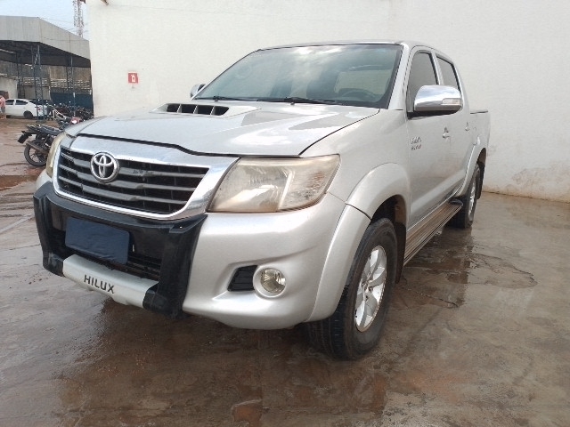  HILUX CD 4X4 3.0 SRV ANO 2012/2012