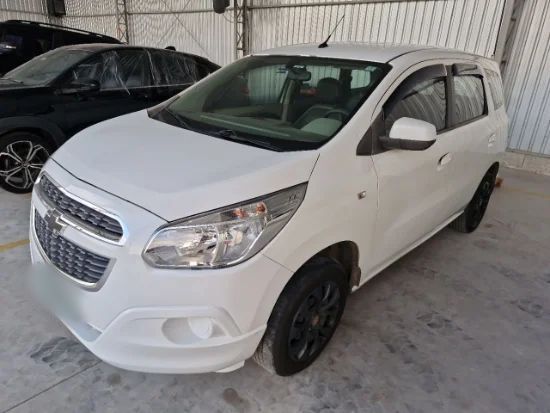 Spin 1.8L MT LT ANO 2013/2013